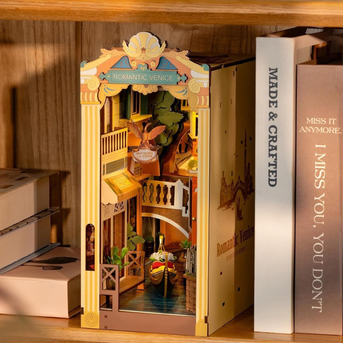 ROBOTIME Venice Book Nook: A Romantic Miniature. With Dust Cover, Booknook DIY Miniature Model Kit 3D Wooden Puzzle Bookend Bookshelf Decoration Gift TGB08